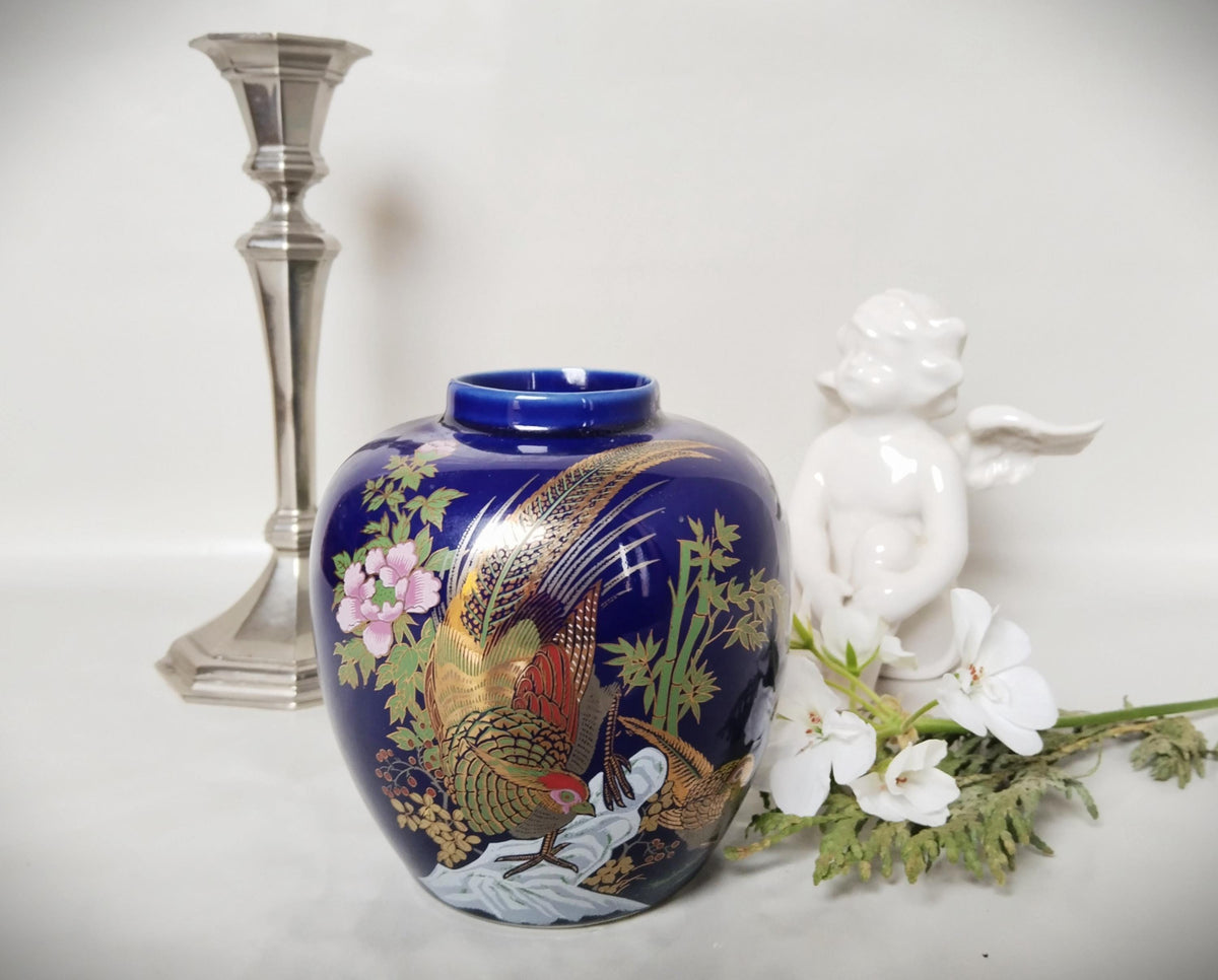 Vintage cobalt blue vase with gold painting – pheasant motif, ideal for flowers and as a storage vessel