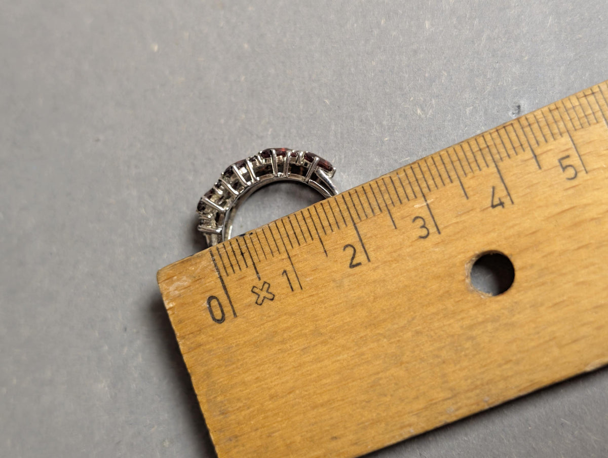 Silberring von schräg