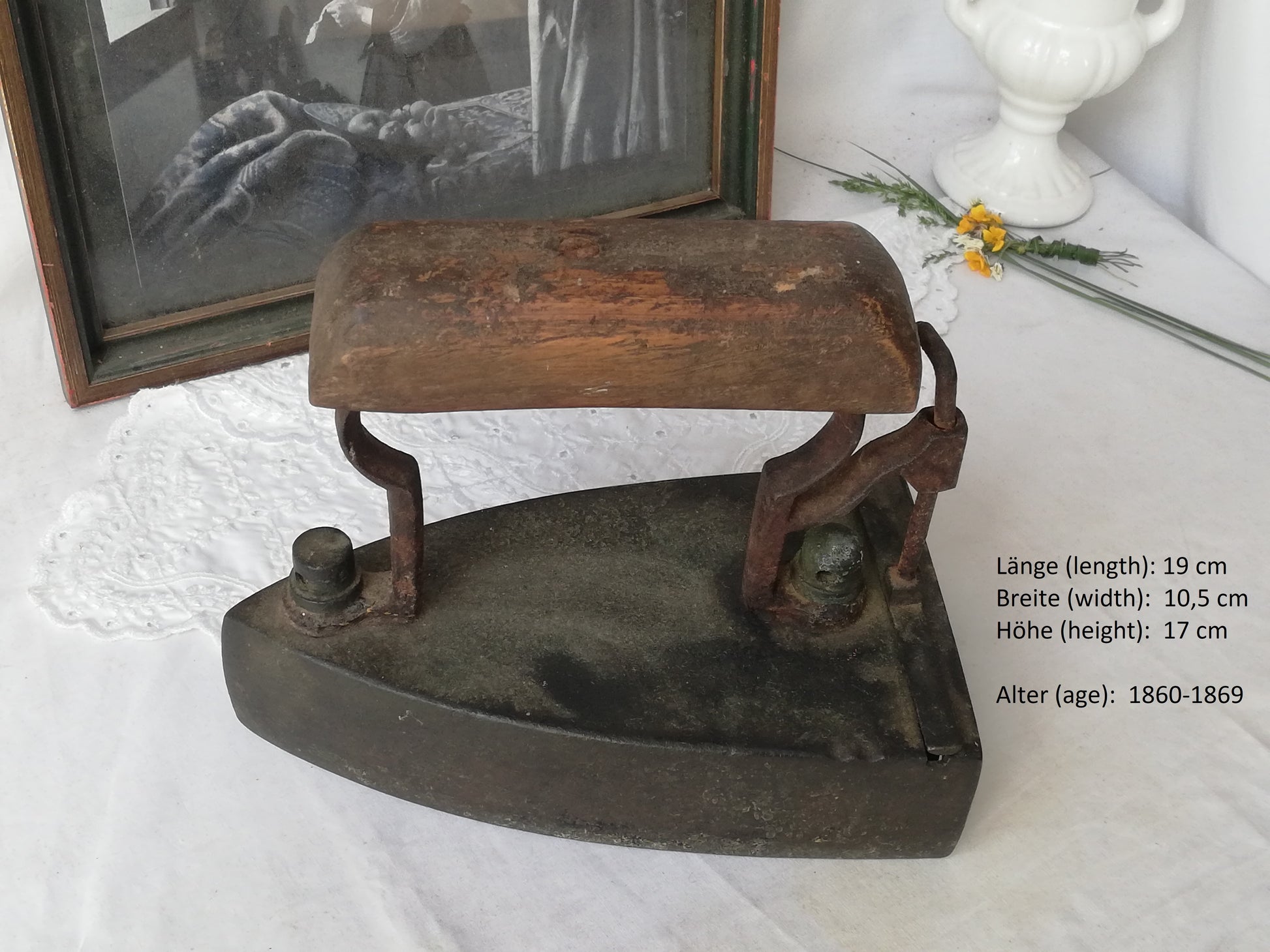 Vintage Bügeleisen mit Ochsenzunge, dekoratives Sammlerstück
