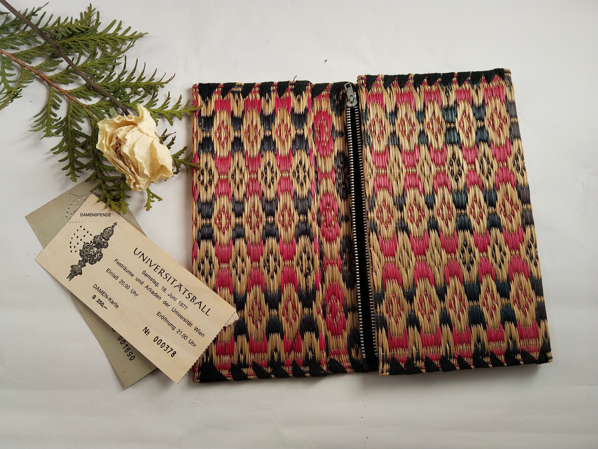 Vintage Wiener Ball Clutch aus Raffia