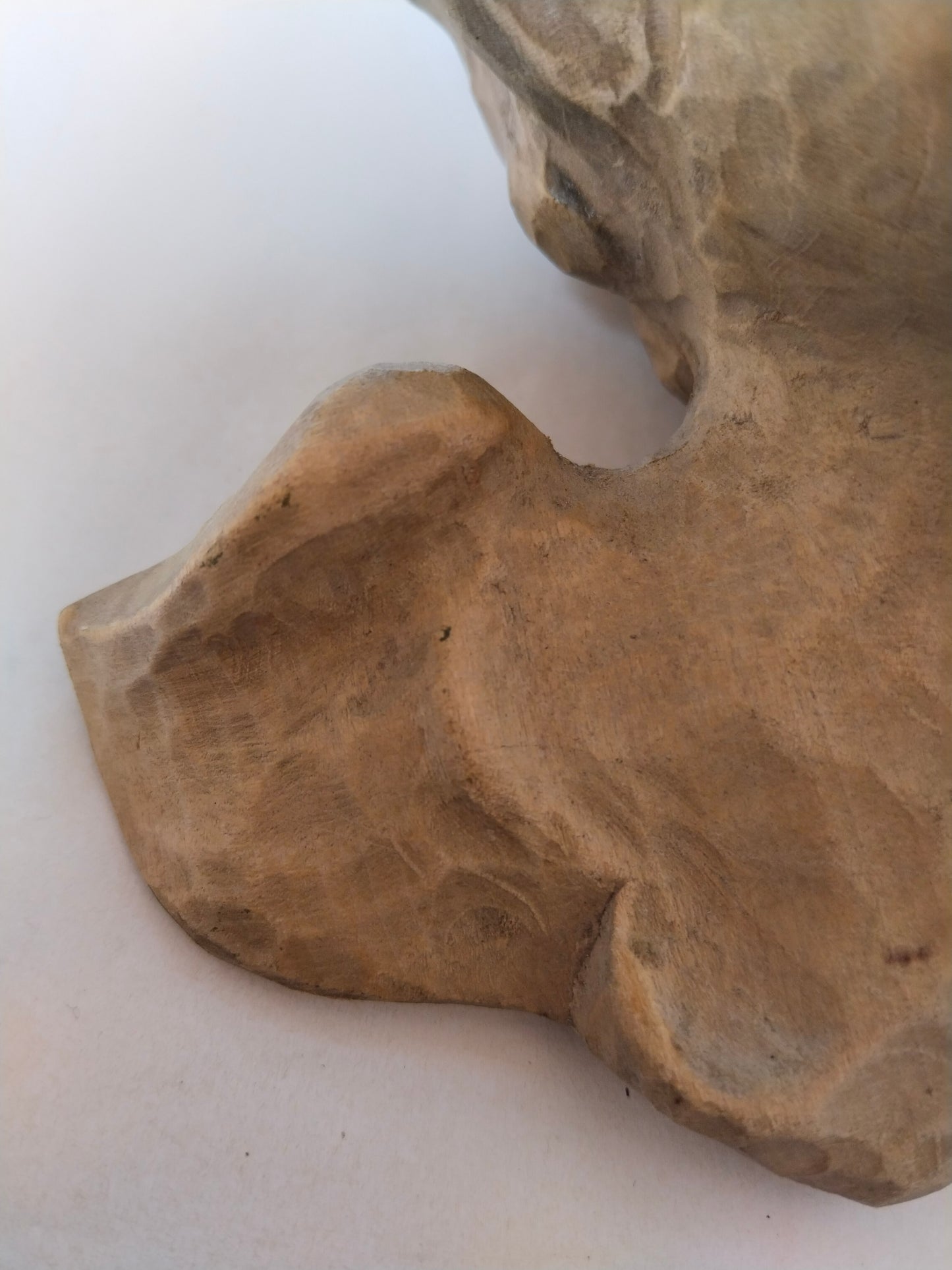 Handgeschnitzter Engel Lindenholz – Österreichische Volkskunst, Waldviertel, Anfang 20. Jahrhundert