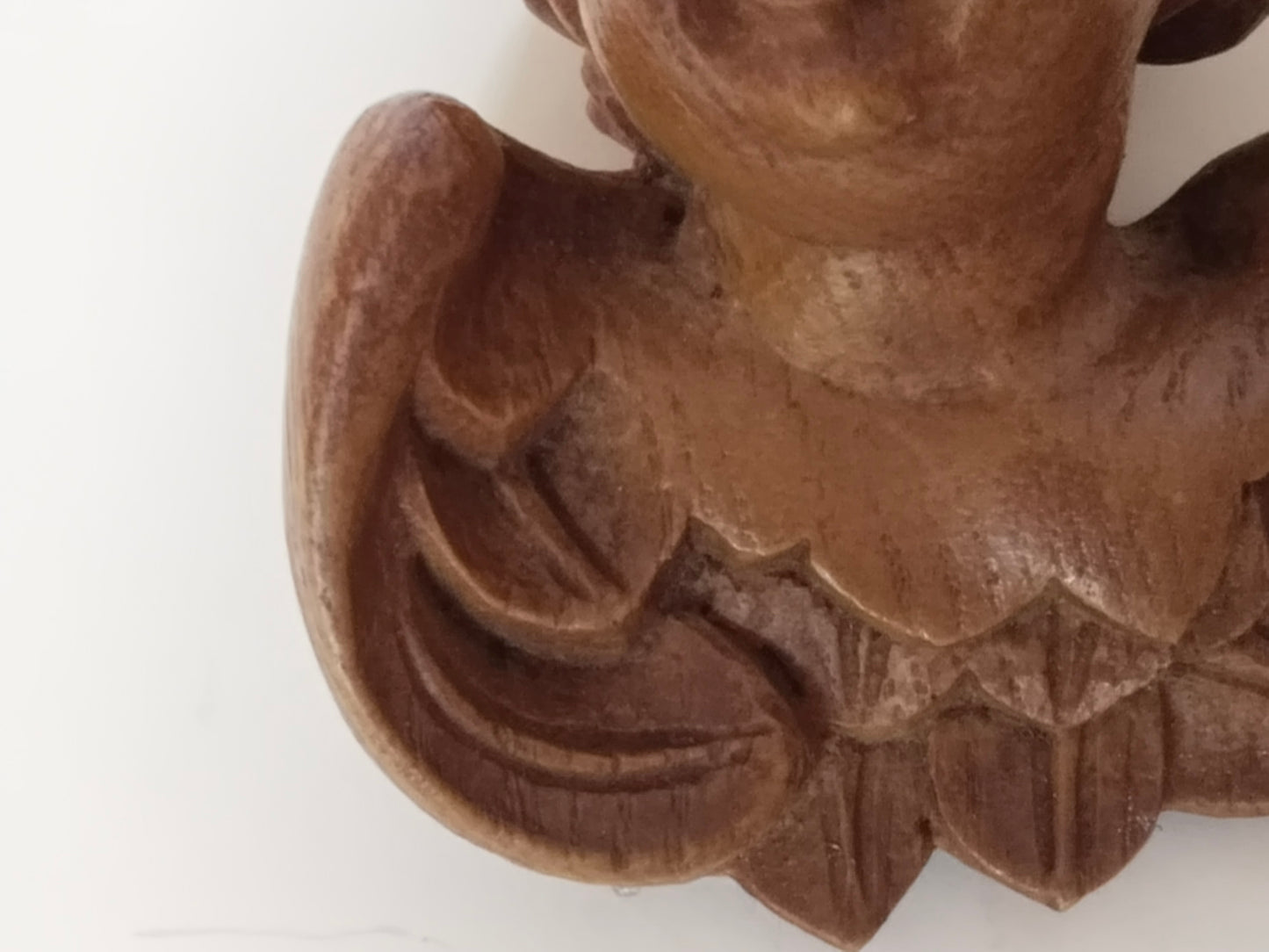 Engelskopf-Wandplakette aus Holz, Barock-Stil – Dekorative Putte mit Flügeln