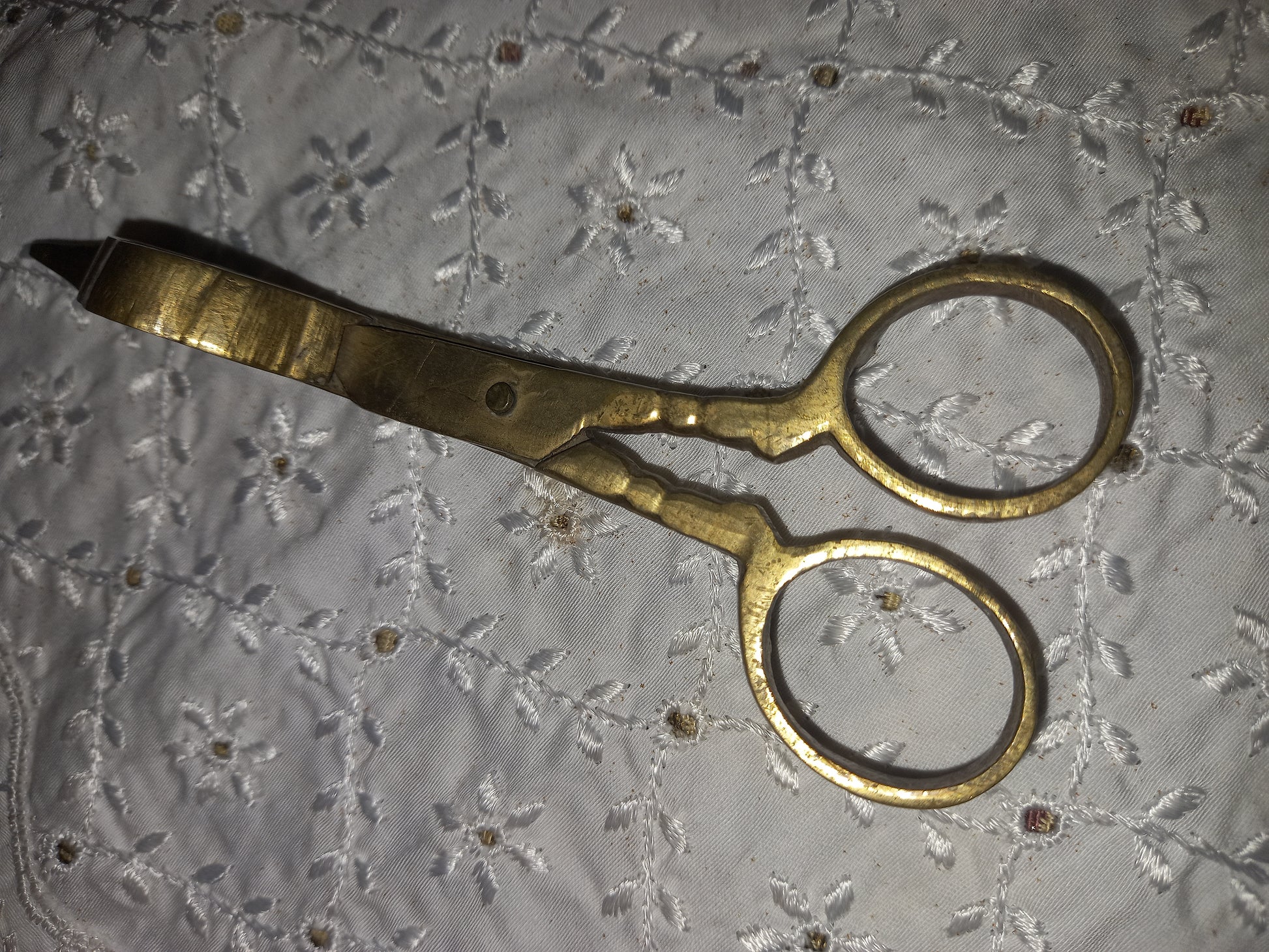 Kerzenschere Messing, geschlossen