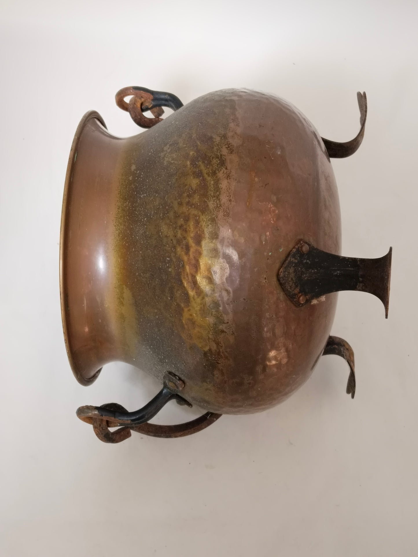 Chaudron ancien en cuivre forgé à la main – Fer forgé, Eisenstadt, env. 1880–1930
