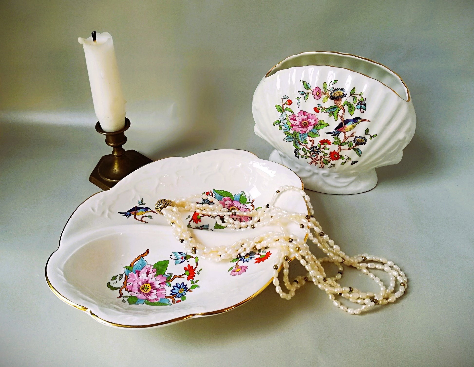 Aynsley Pembroke vintage porcelain dish with gold rim and kingfisher