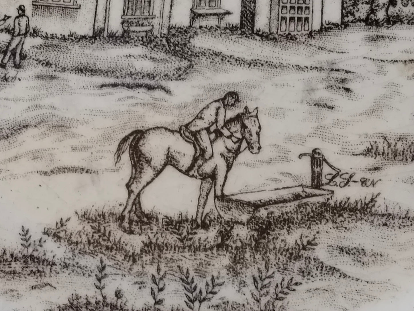 Detailaufnahme Reitermotiv – Pferd am Steintrog, englische Landhaus-Szene, braune Unterglasur, Ironstone Schüssel
