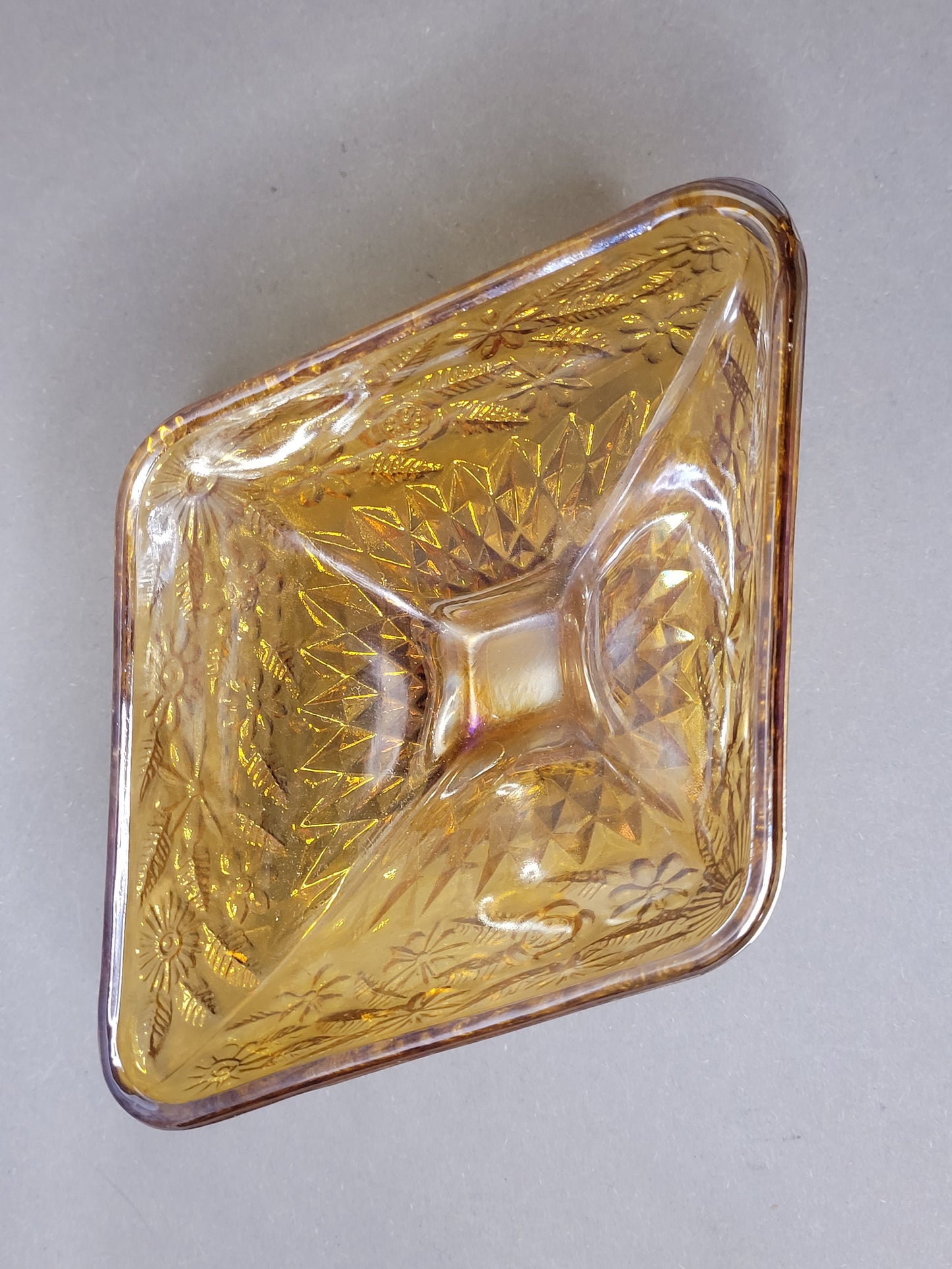Art Deco Fußschale Bernstein – Irisierendes Karnevalsglas, ca. 1930-1950
