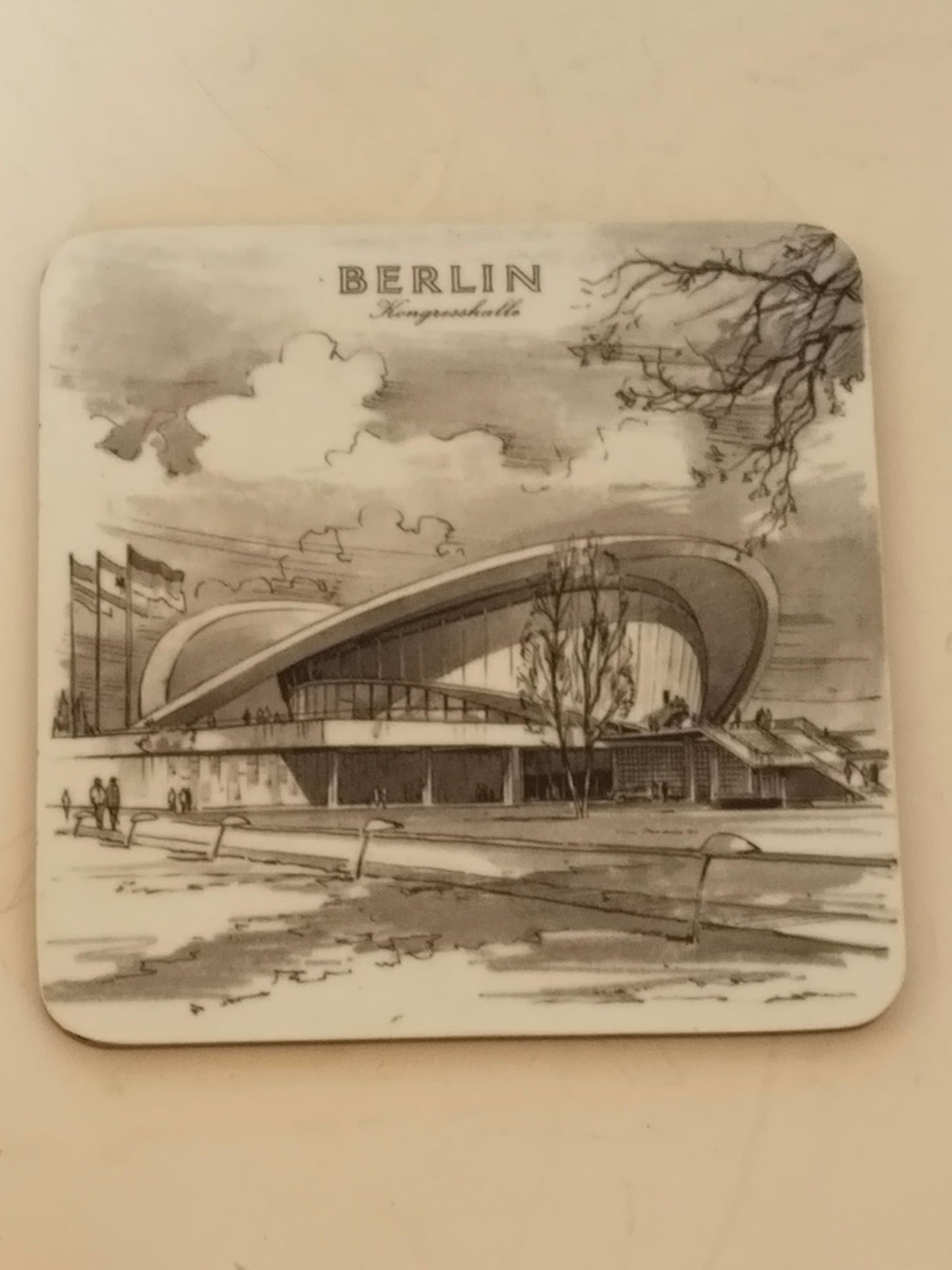 Berlin Untersetzer 6er-Set – Vintage Melamin Korkuntersetzer, Schwarz-Weiß Stadtansichten W-Germany