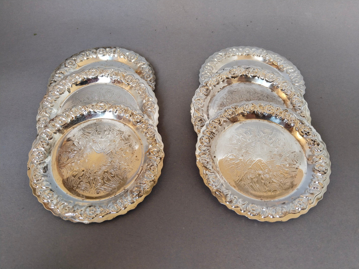 Untersetzer paarweise angeordnet,  Barware Vintage