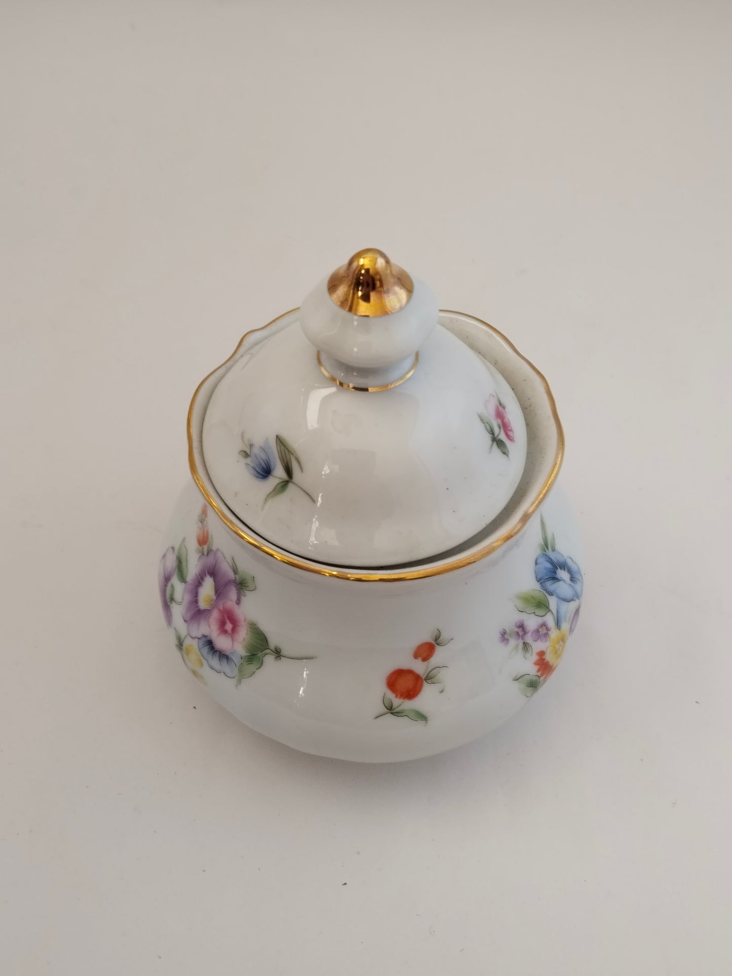 Vintage Porzellan-Zuckerdose „Burg-Lindau“ – Klassisches Dekor mit Goldrand – ca. 1960er Jahre