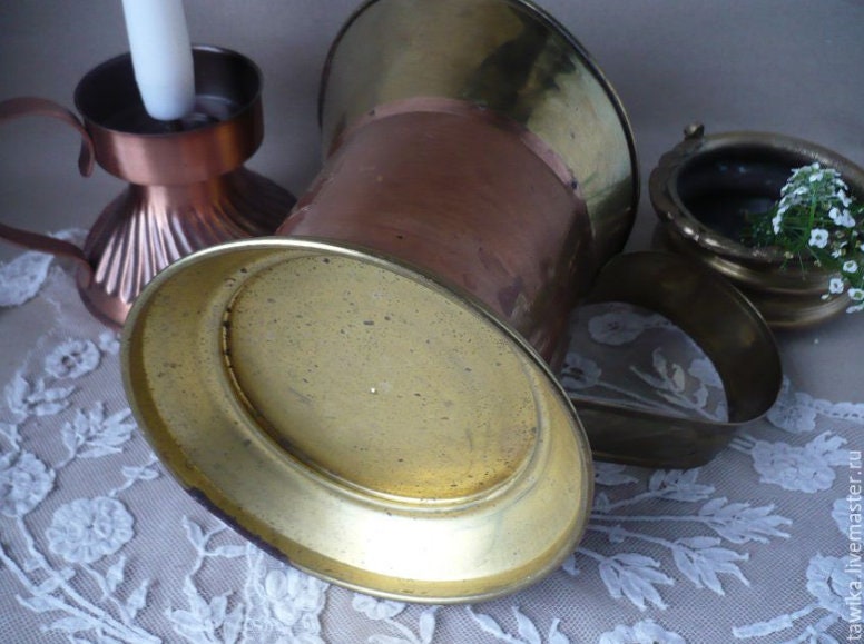Patina und Nachdunkelung am Kupfer