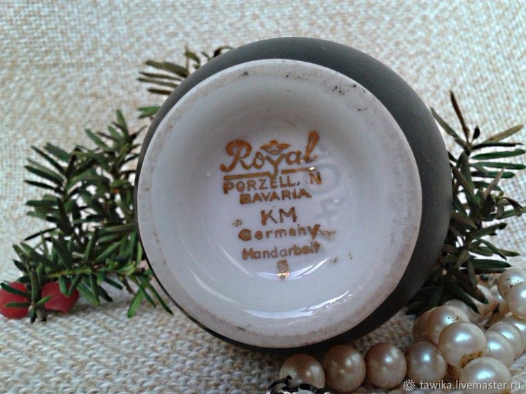 Bodenmarke Royal Porcelain Bavaria KM Handwork 2