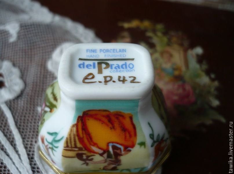 Bodenmarke der Bone-China-Dose