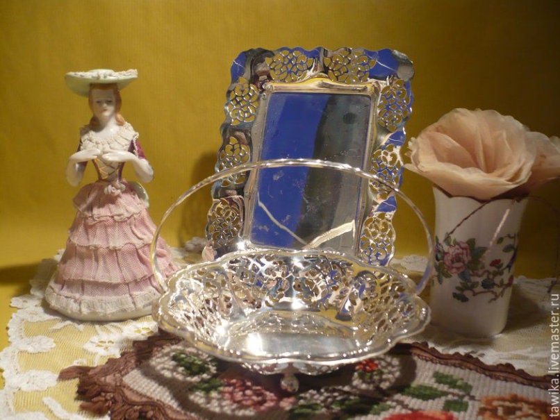 Silberfarbene Zuckerschale mit drei Kugelfüßen – Gesamtansicht, Vintage Österreich/Deutschland 1980er