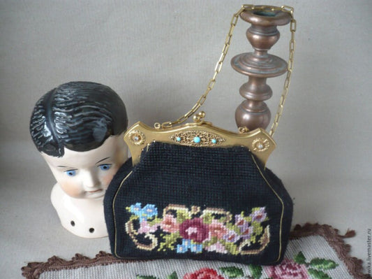 Handgestickte Vintage-Handtasche aus Wolle mit Fermoir – Gesamtansicht, Deutschland/Österreich 1950er–1960er