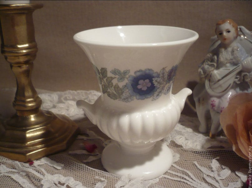 Goldener Markenstempel Wedgwood Bone China Made in England