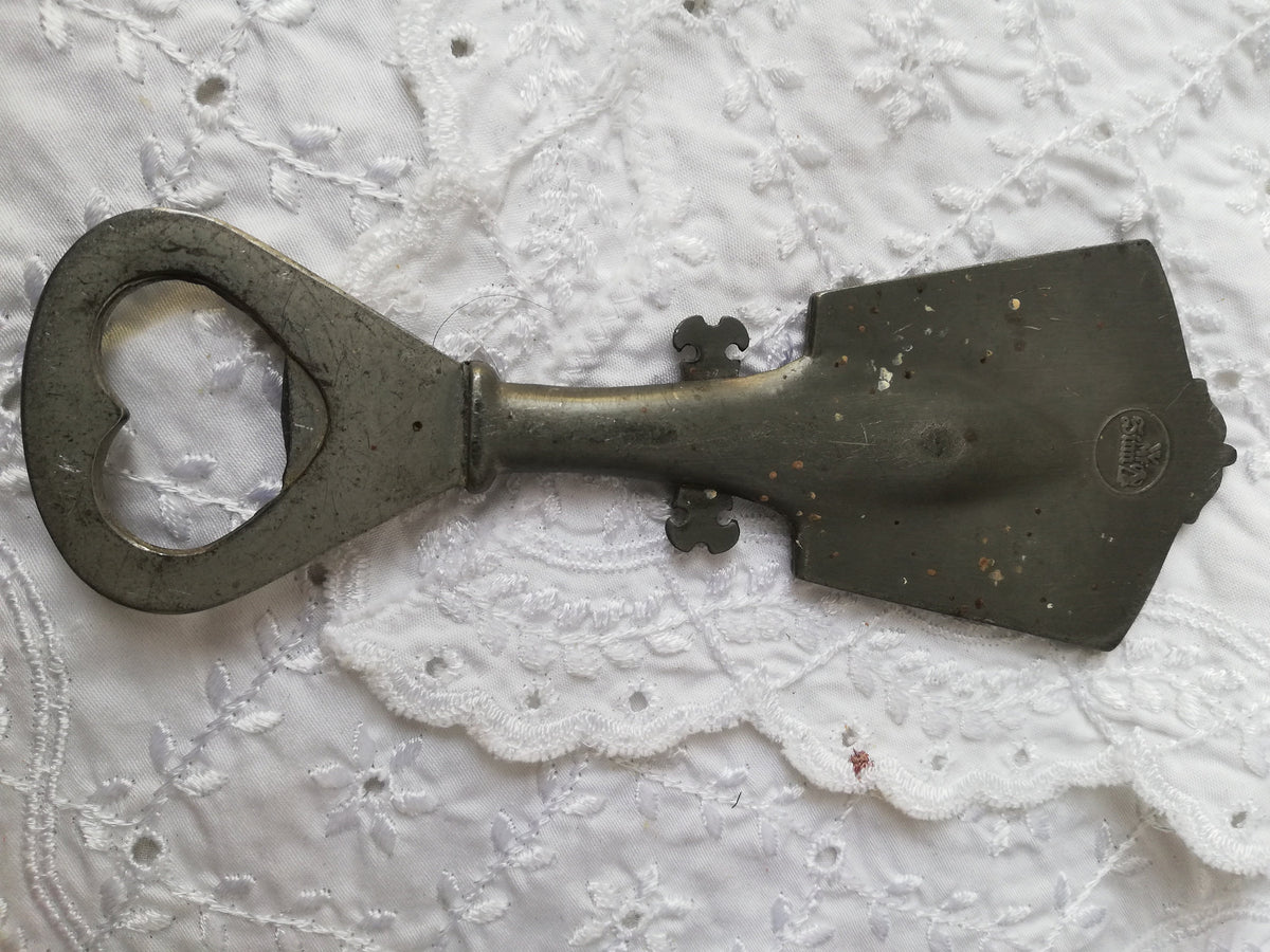 Öffner mit Maßband, Länge 13 cm
