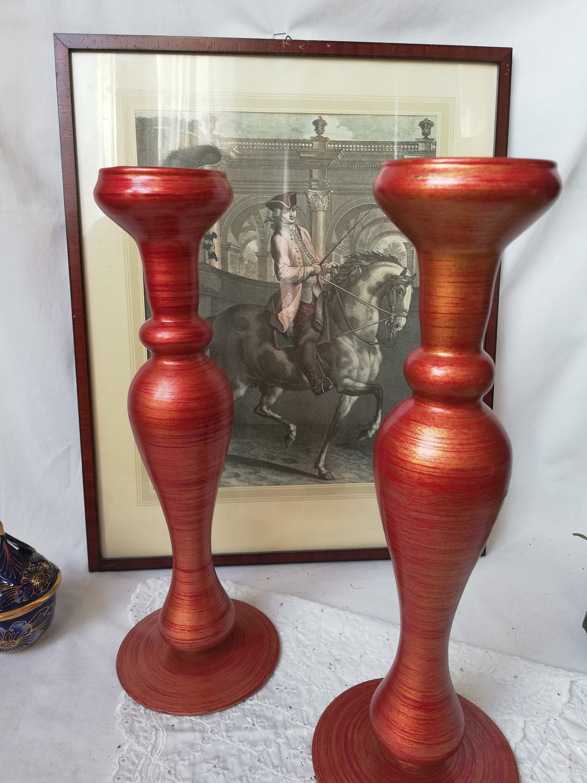 Rot-goldene Maserung des mundgeblasenen Glases