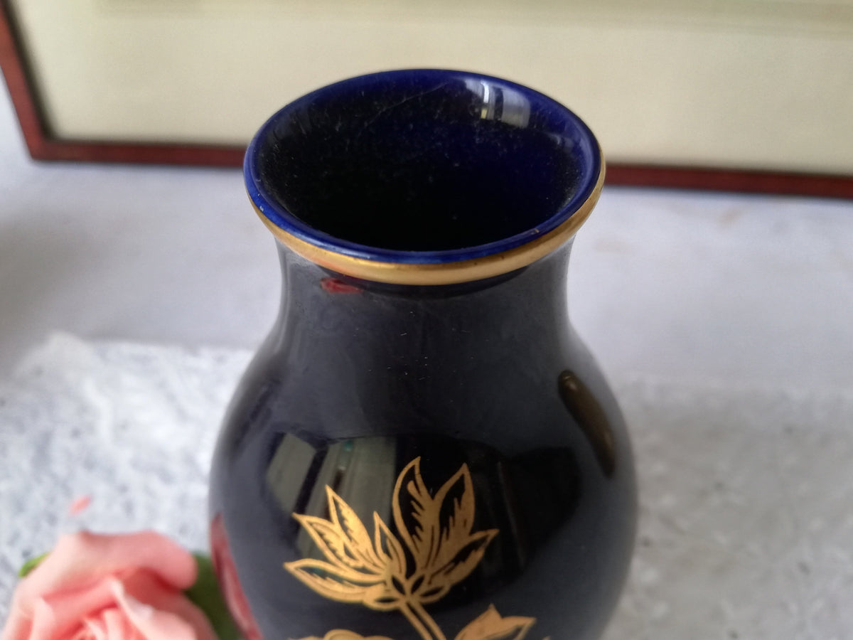 Porcelain vase from Hungary, vintage