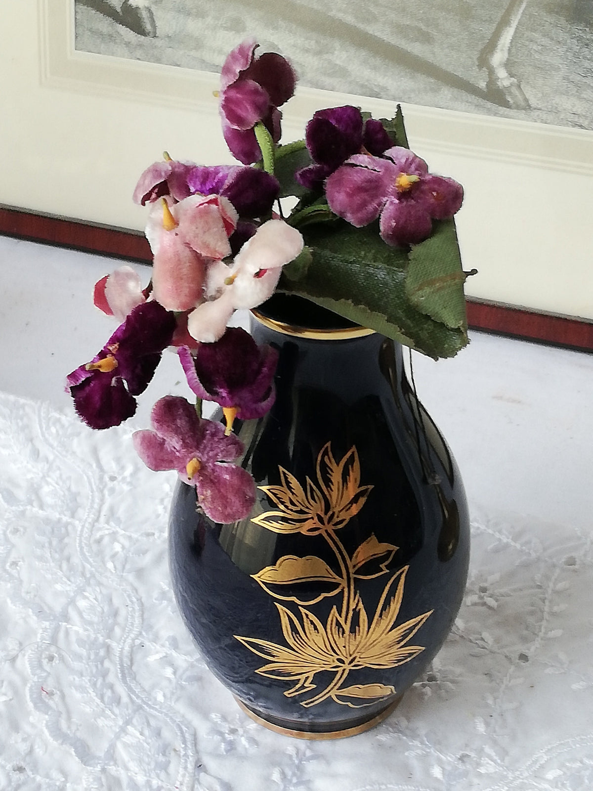 Porcelain vase from Hungary, vintage