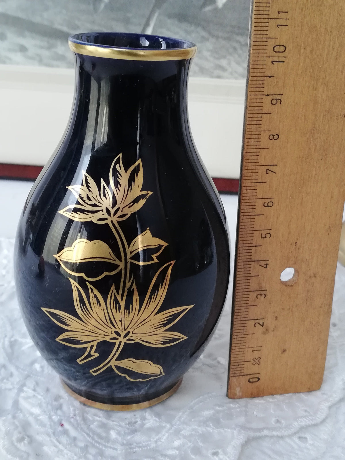 Porcelain vase from Hungary, vintage
