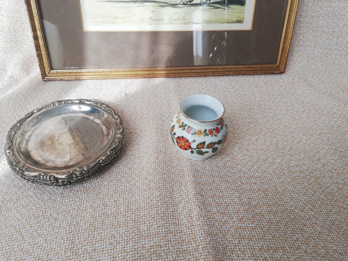 Small porcelain vase from Brazil, Porcelana Schmidt Brasil