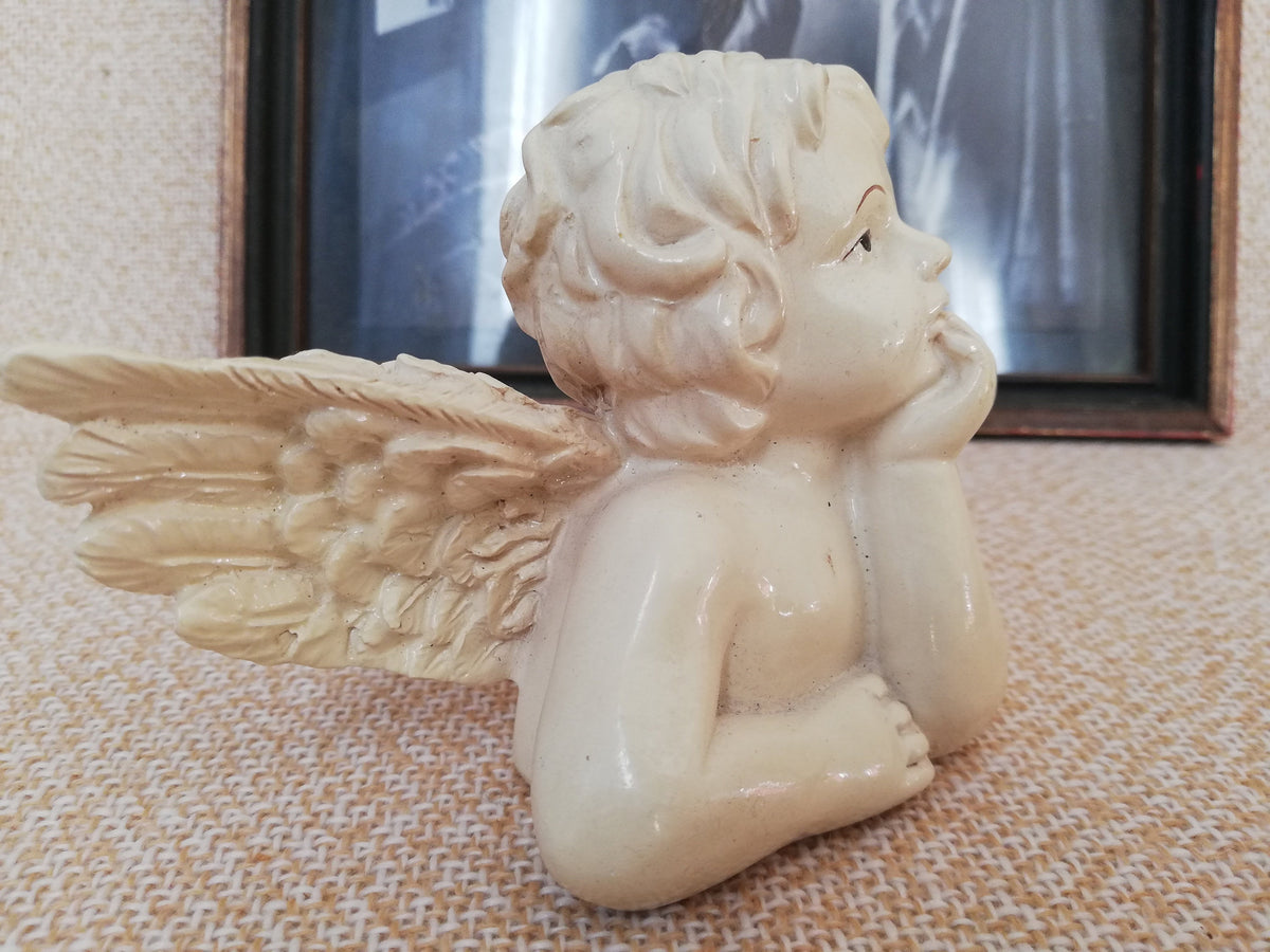 Ceramic angel white as a decorative object for your home. Vintage from Austria
