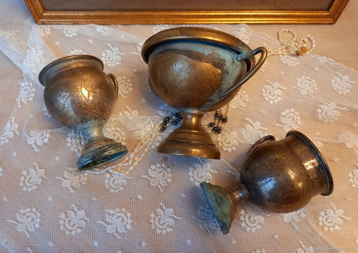Old copper vessels for decorative purposes, vintage from Germany