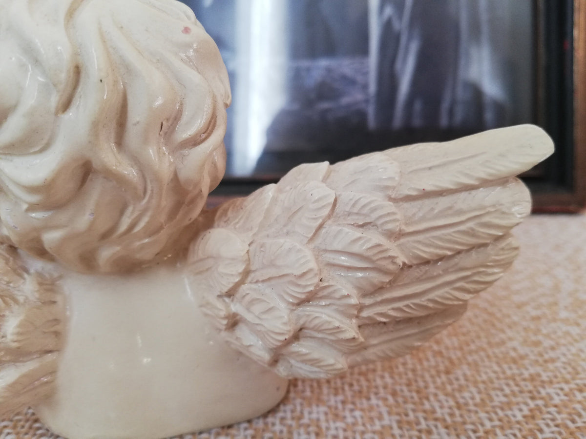 Ceramic angel white as a decorative object for your home. Vintage from Austria