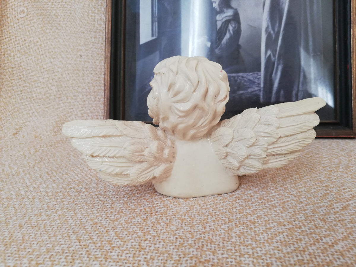 Ceramic angel white as a decorative object for your home. Vintage from Austria