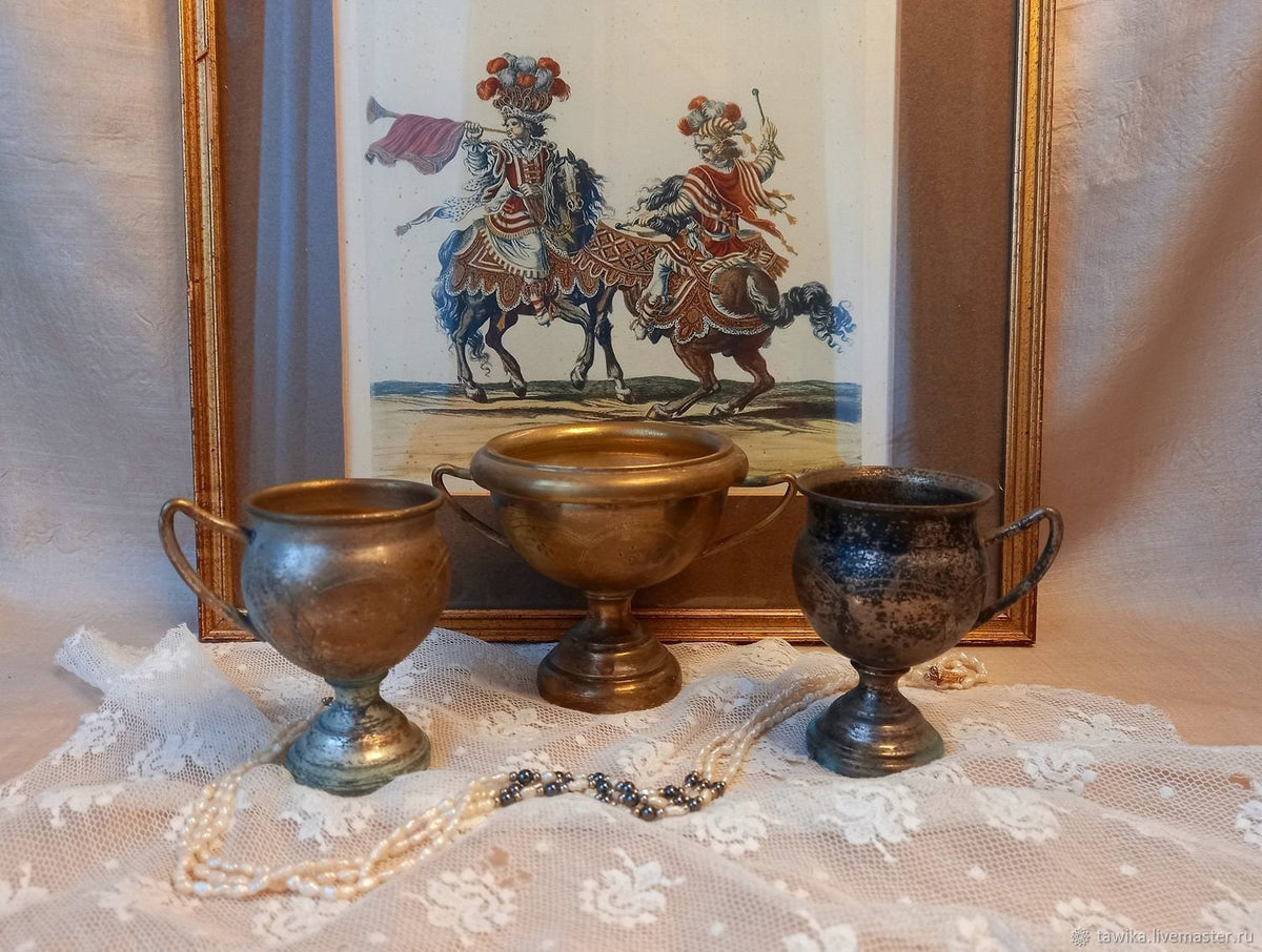 Old copper vessels for decorative purposes, vintage from Germany
