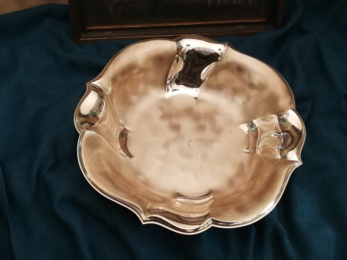 Silver-plated small fruit bowl from the German company WMF. Vintage from Germany