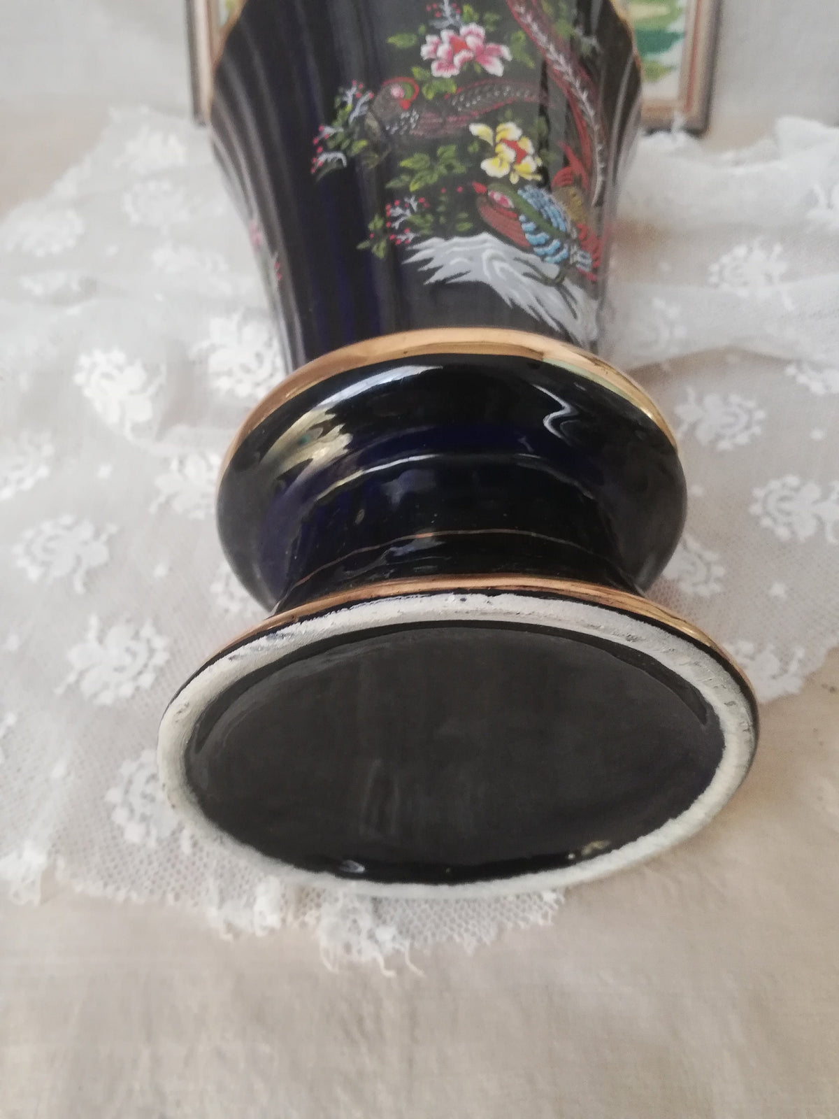 Seitenansicht der 19 cm hohen Vase