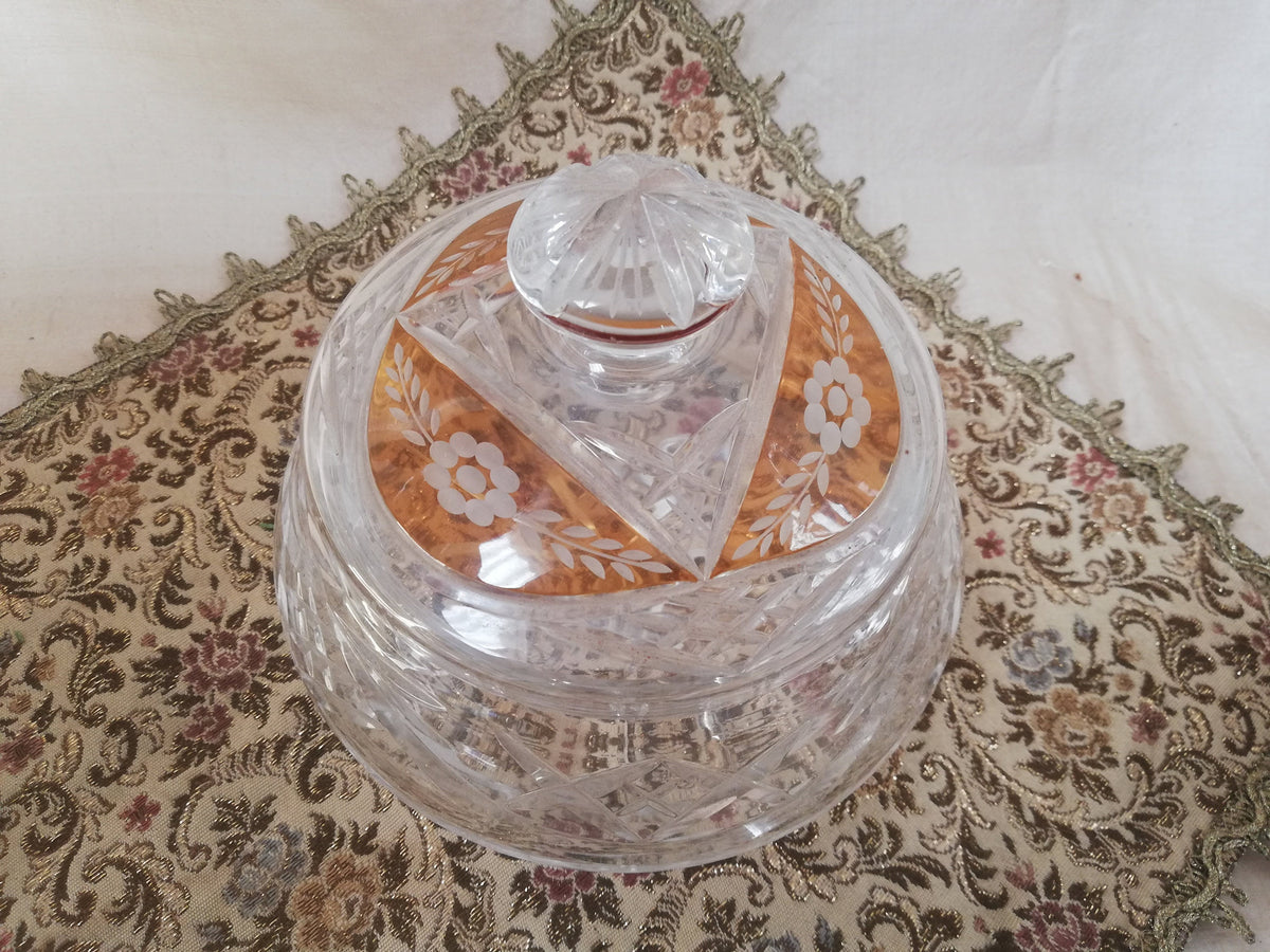 Glass jar with lid for confectionery or biscuits. Vintage from Austria