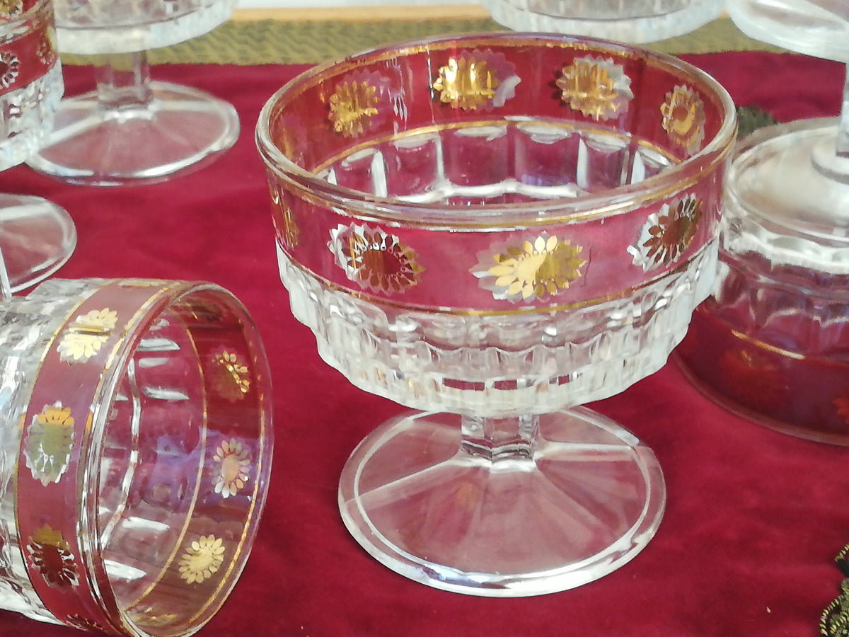 Weinglas und Schnapsglas im Größenvergleich