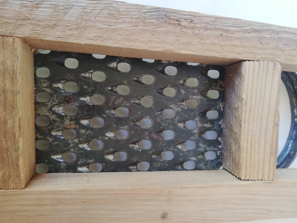 Rückseite der Reibe