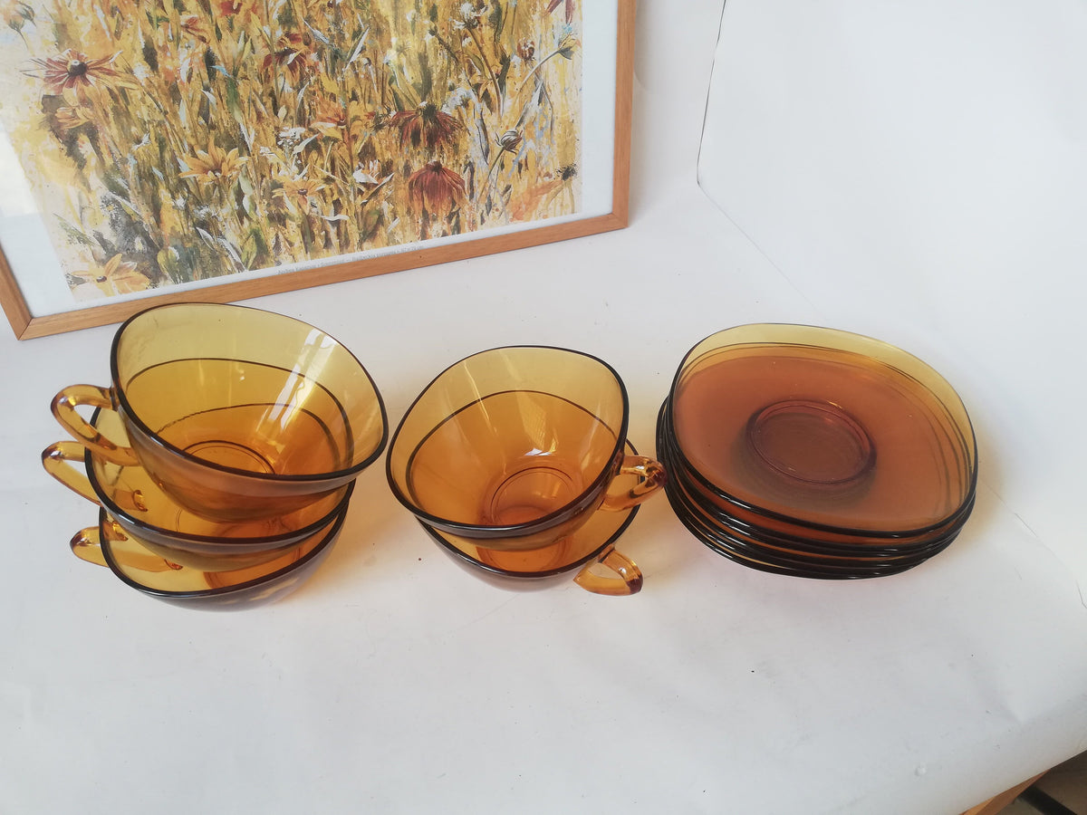 Blick von oben in eine Vereco-Tasse, 10 cm Durchmesser