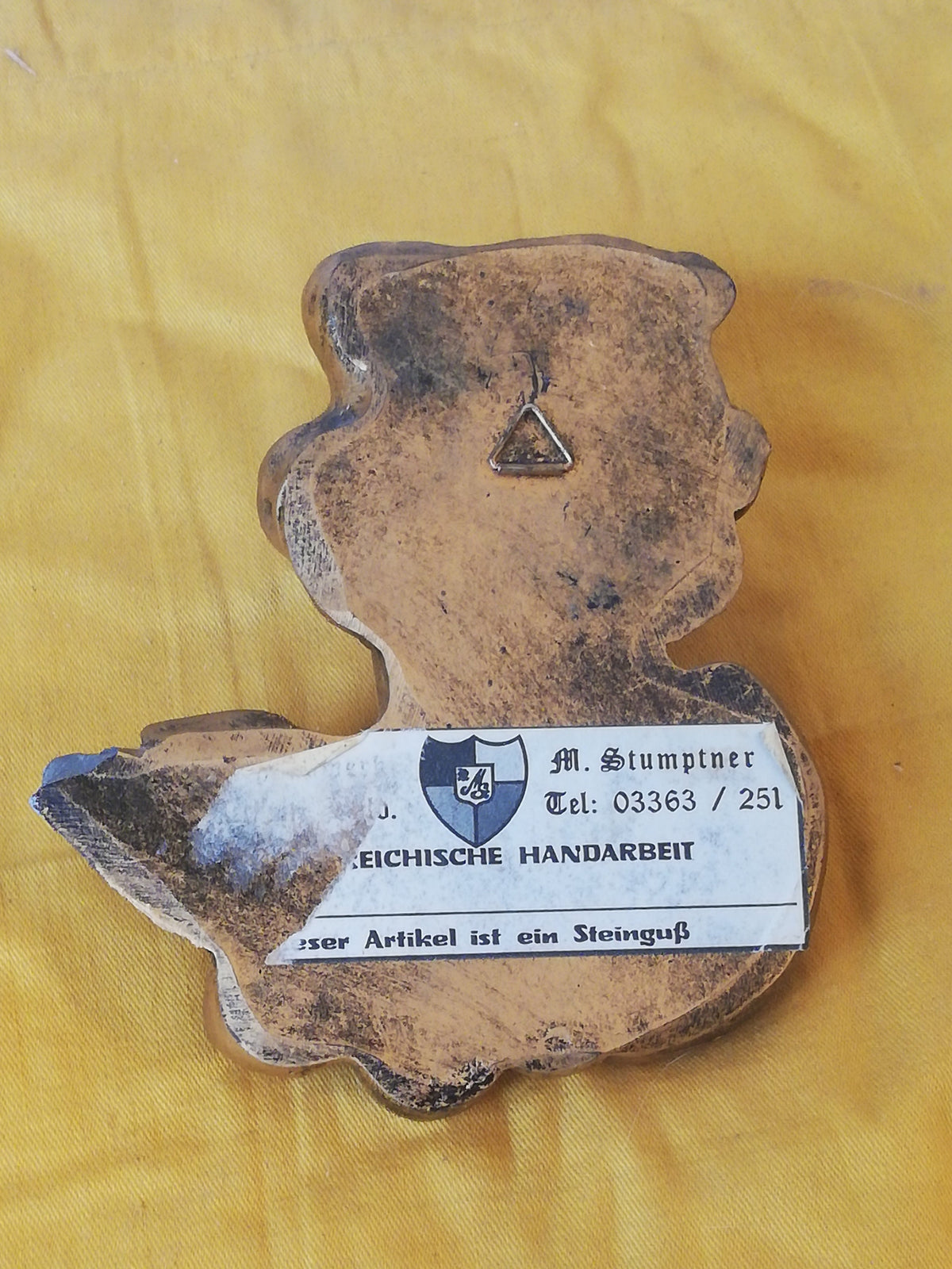 Engelskopf an der Wand montiert im Andachtswinkel