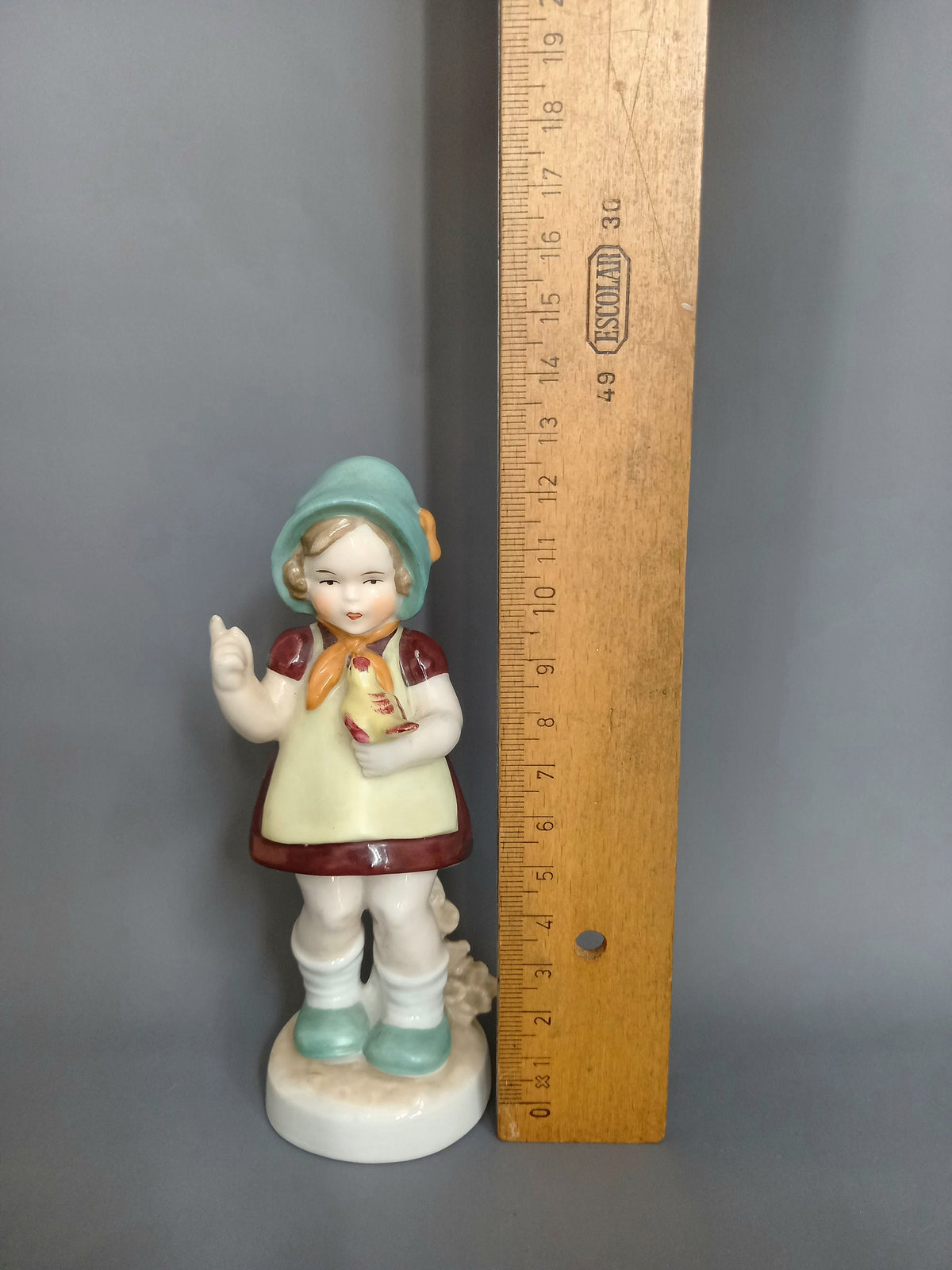 Sockel der Figur mit 4,5 cm Durchmesser