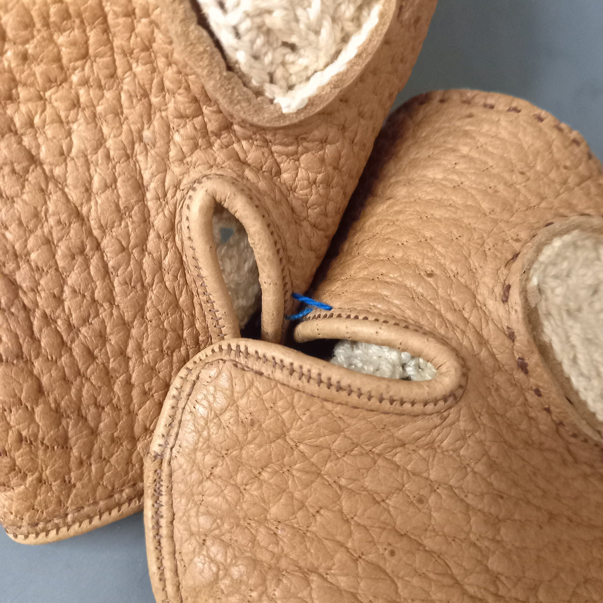 Handschuhe mit Maßband, Länge 22 cm
