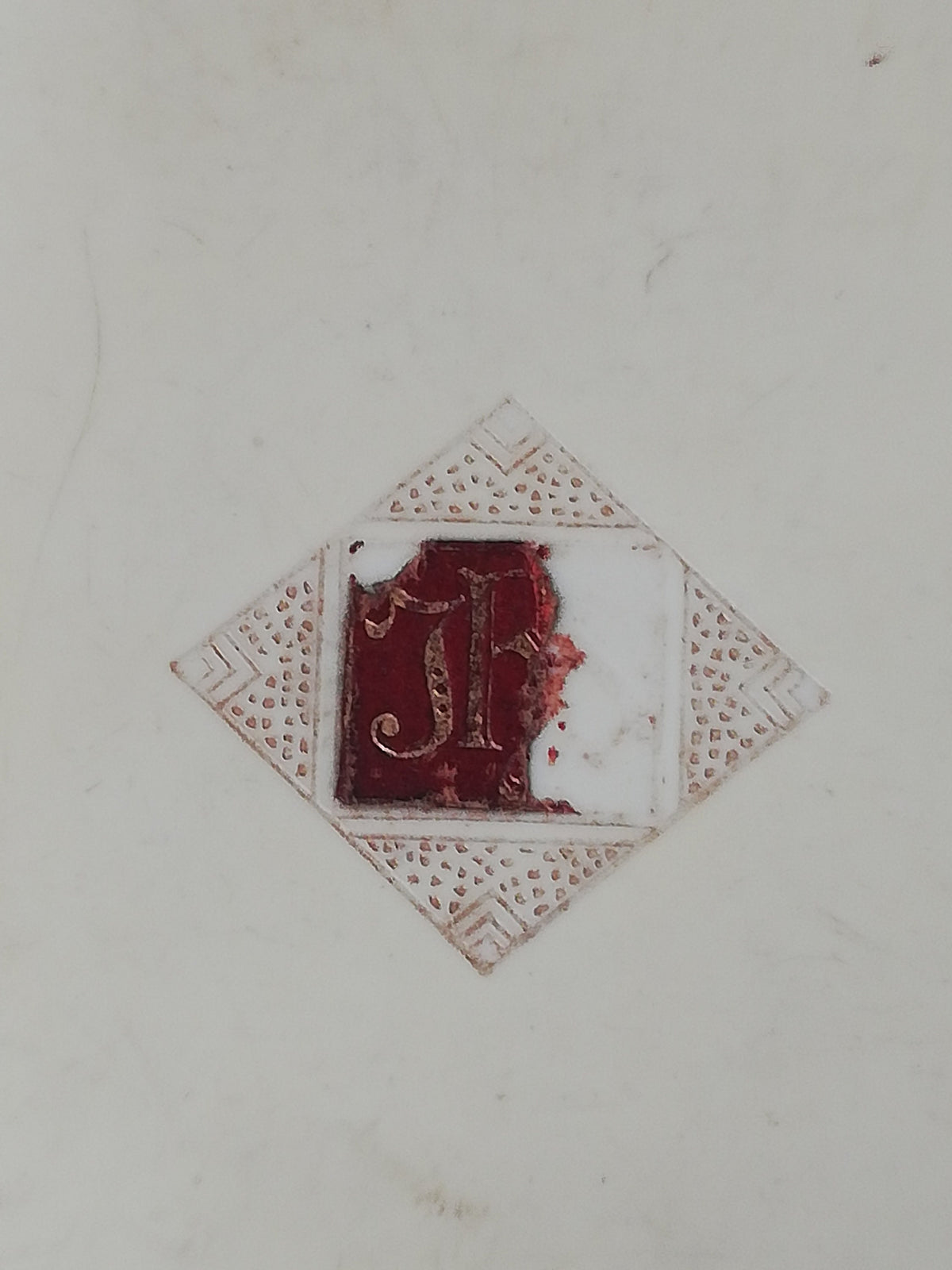 Einband mit unvollständigem Wappen