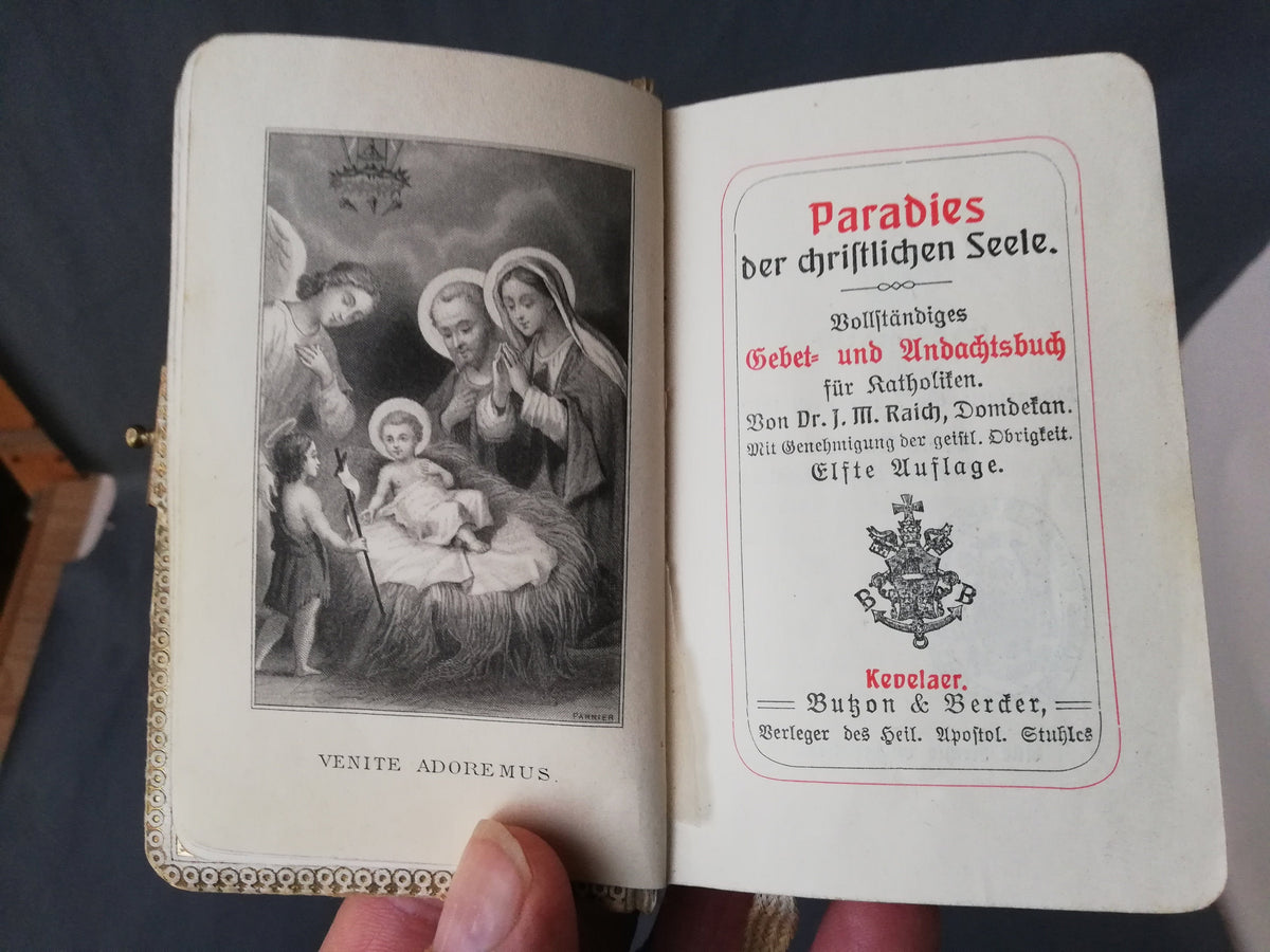 Lesezeichenband im Gebetbuch