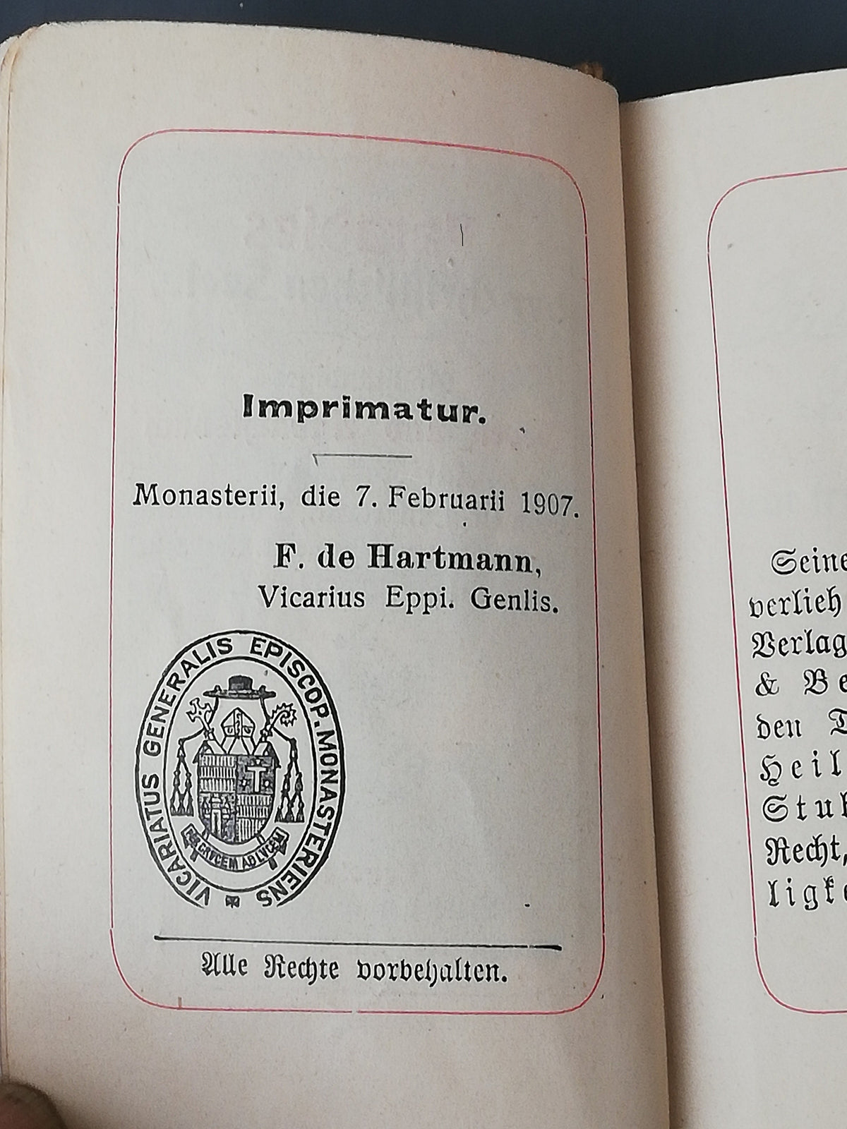 Fehlender Schließmechanismus am Einband