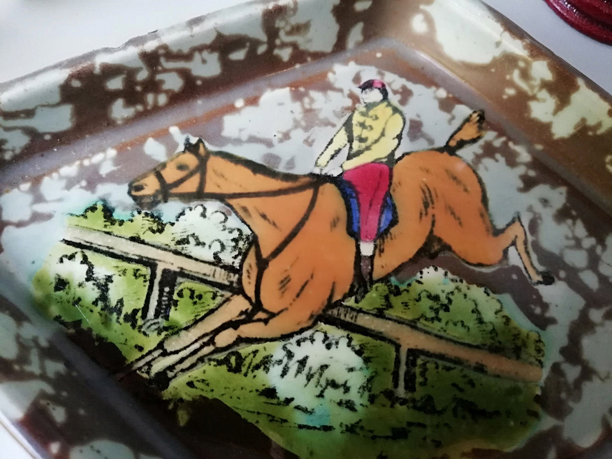 Rückseite der Keramikschale