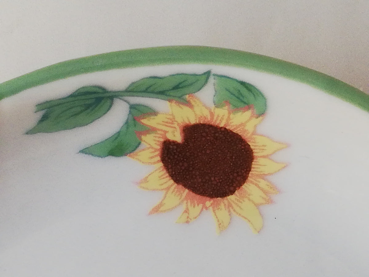 Hand-painted porcelain serving bowls, porcelain bowls for home decoration, floral decor for serving bowls