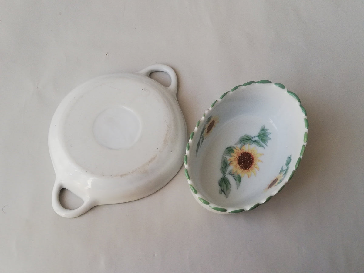 Hand-painted porcelain serving bowls, porcelain bowls for home decoration, floral decor for serving bowls