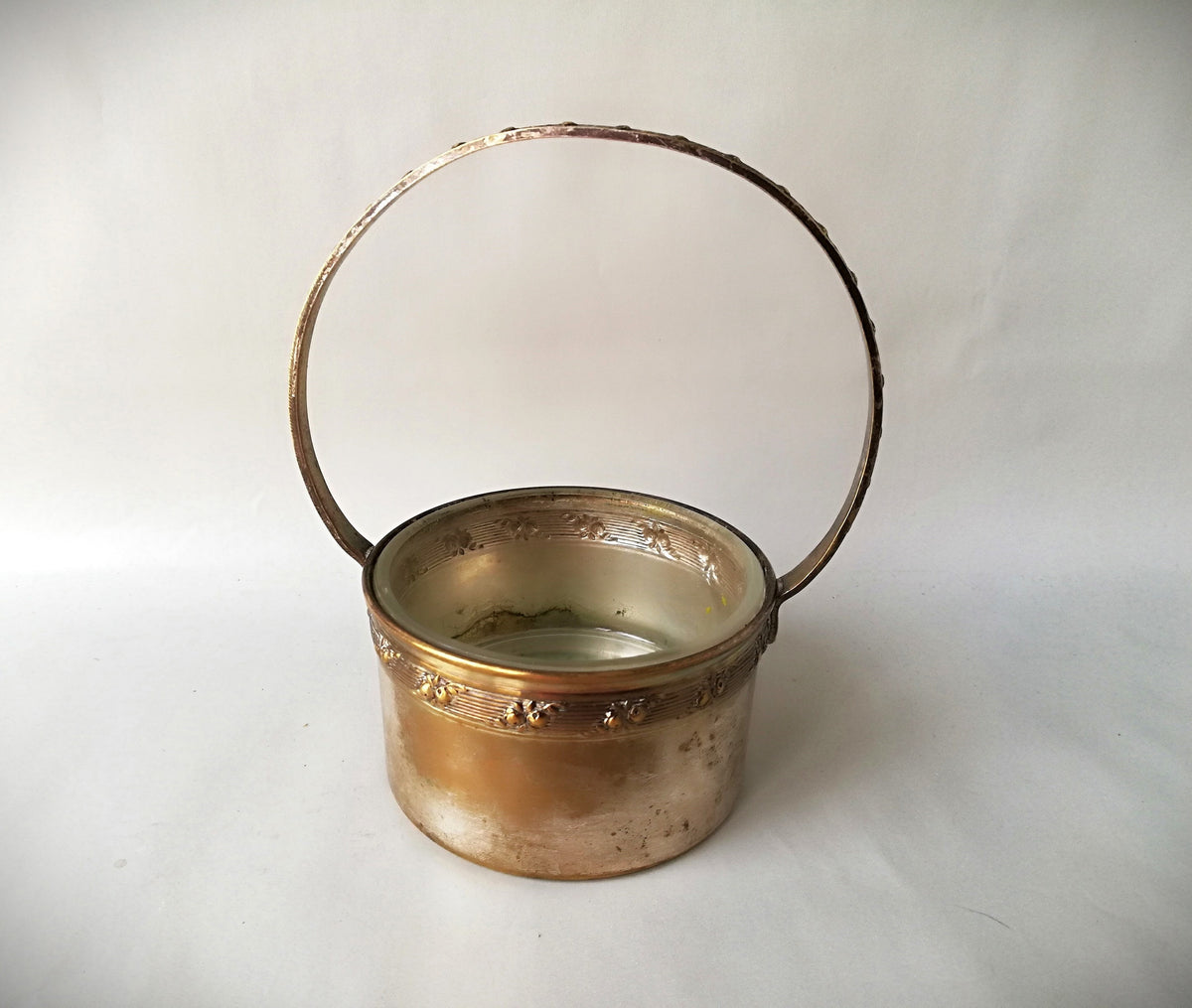 Antique candy bowl made of Alpacca silver, Art Nouveau box from Argentor, old candy box with handle made of Alpacca silver
