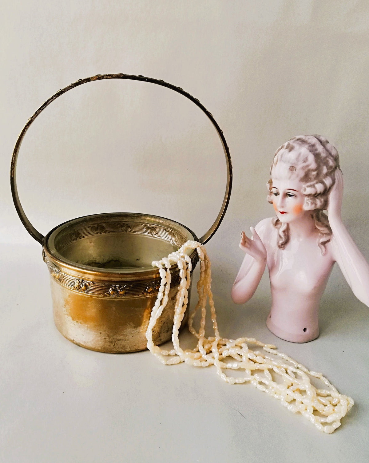 Antique candy bowl made of Alpacca silver, Art Nouveau box from Argentor, old candy box with handle made of Alpacca silver