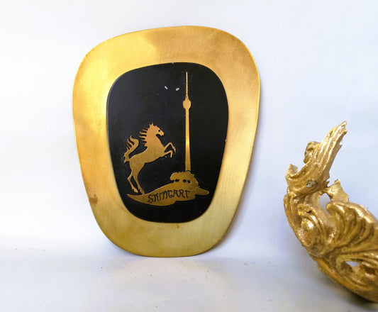 Gedenktafel mit Stuttgart Wappen und Fernsehturm – Gesamtansicht, Vintage 1950er