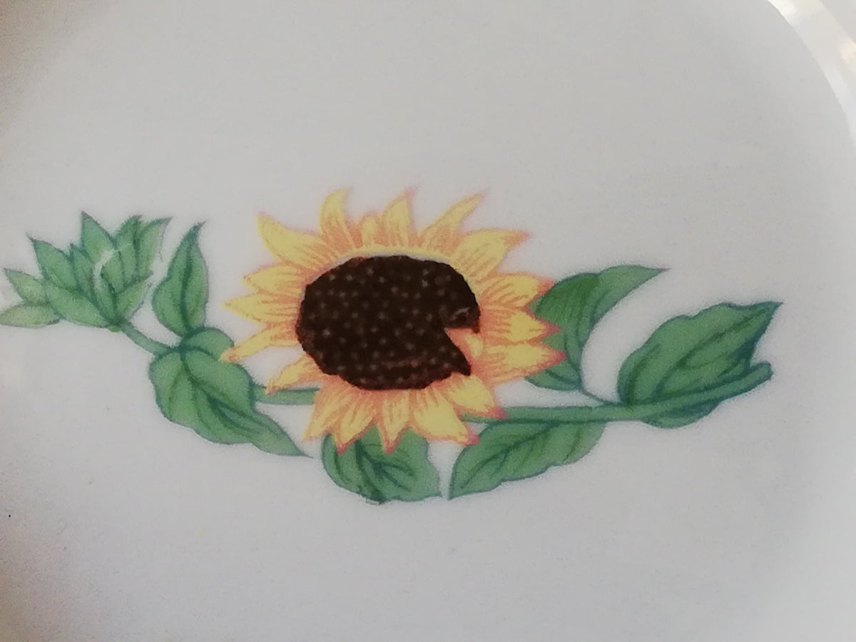 Hand-painted porcelain serving bowls, porcelain bowls for home decoration, floral decor for serving bowls